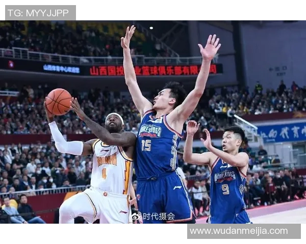 杭州篮球队在比赛中经验排名创新高展现团队实力与竞技水平